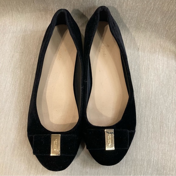 KATE SPADE Sz 8.5 Velvet Round Toe Cap Metal Accent Ballet Flats Shoes - Picture 3 of 9